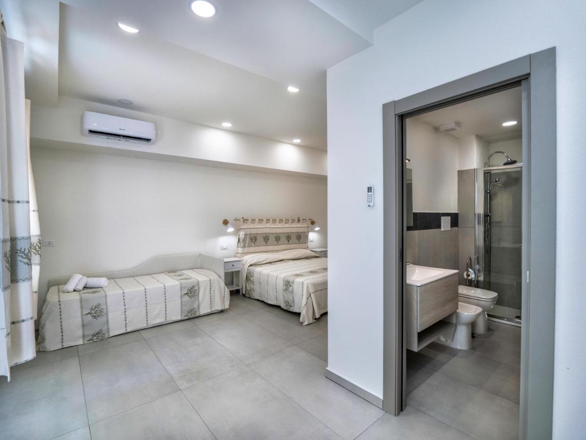Aldo Moro Rooms Olbia Exterior photo