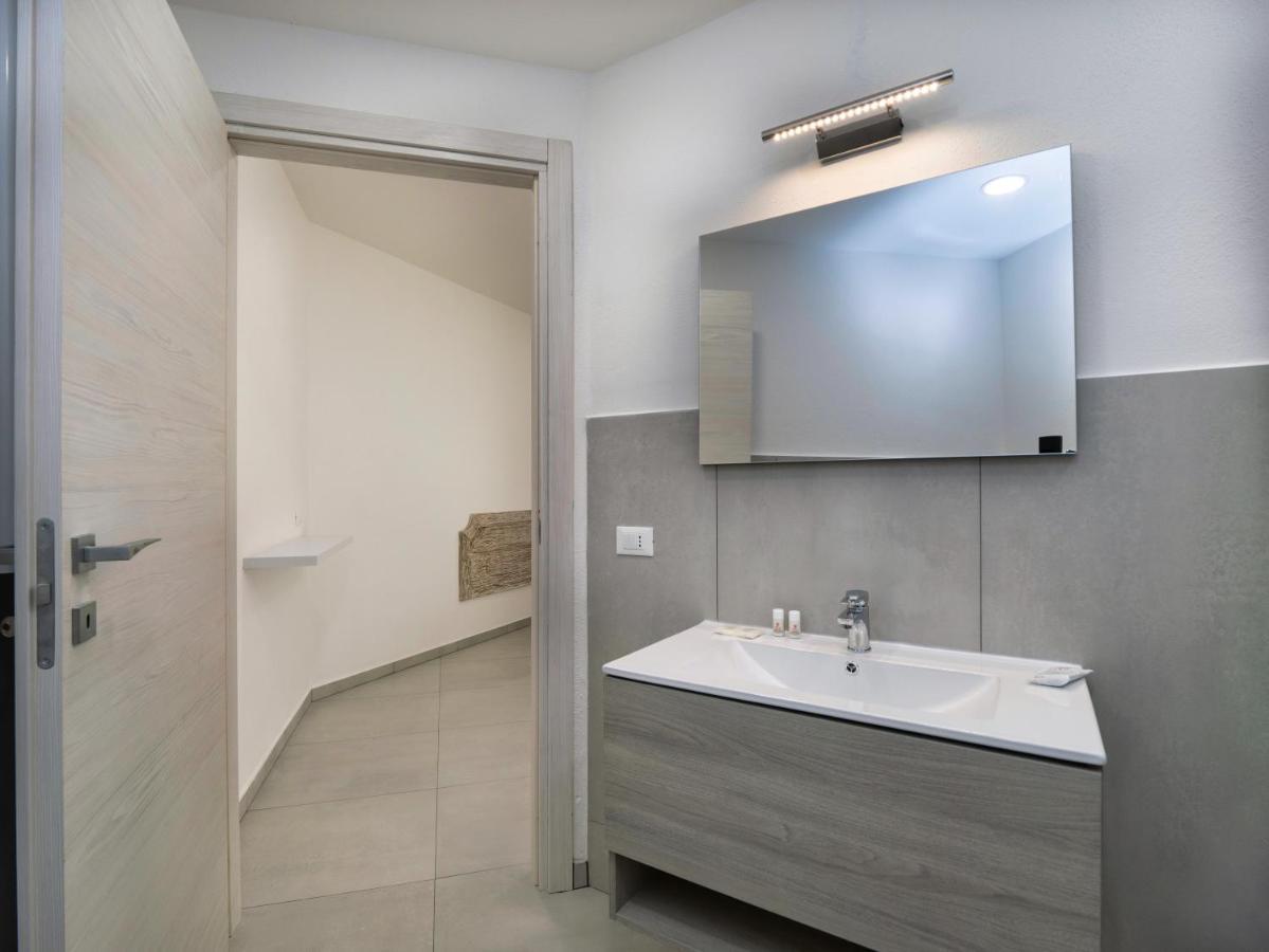 Aldo Moro Rooms Olbia Exterior photo